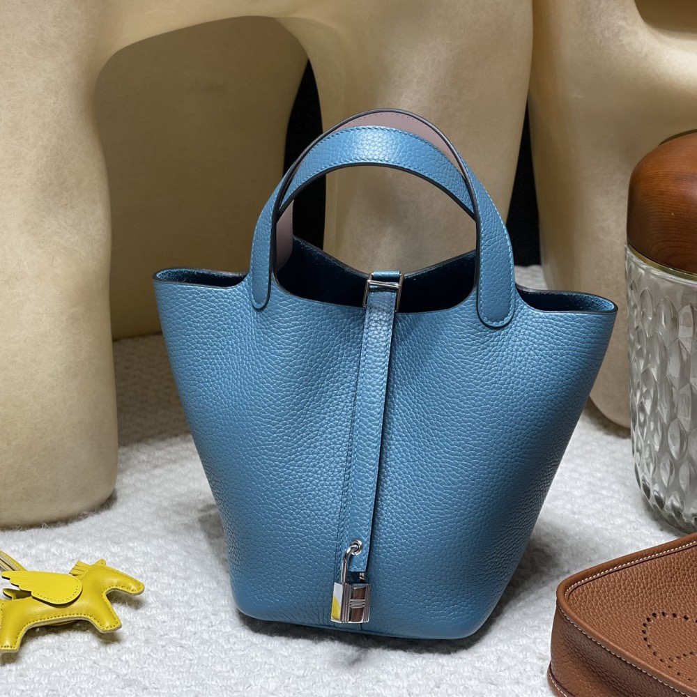 Picotin Lock 18/PM Taurillon Clemence (TC) 75/Blue Jean & 09 Mauve Pale (New Color Launched in Hermes 2022 AW) Silver Hardware Fully Hand-Stitched